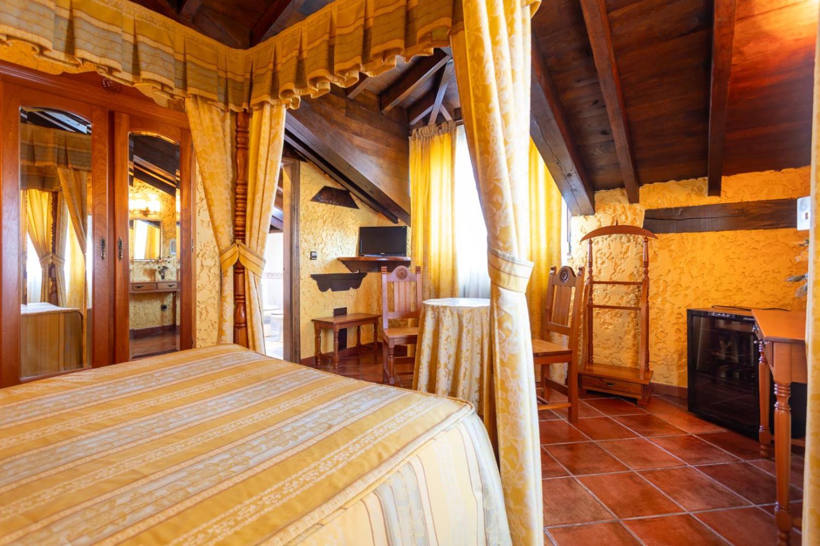 Hotel La Casona De Luis ケベダ エクステリア 写真