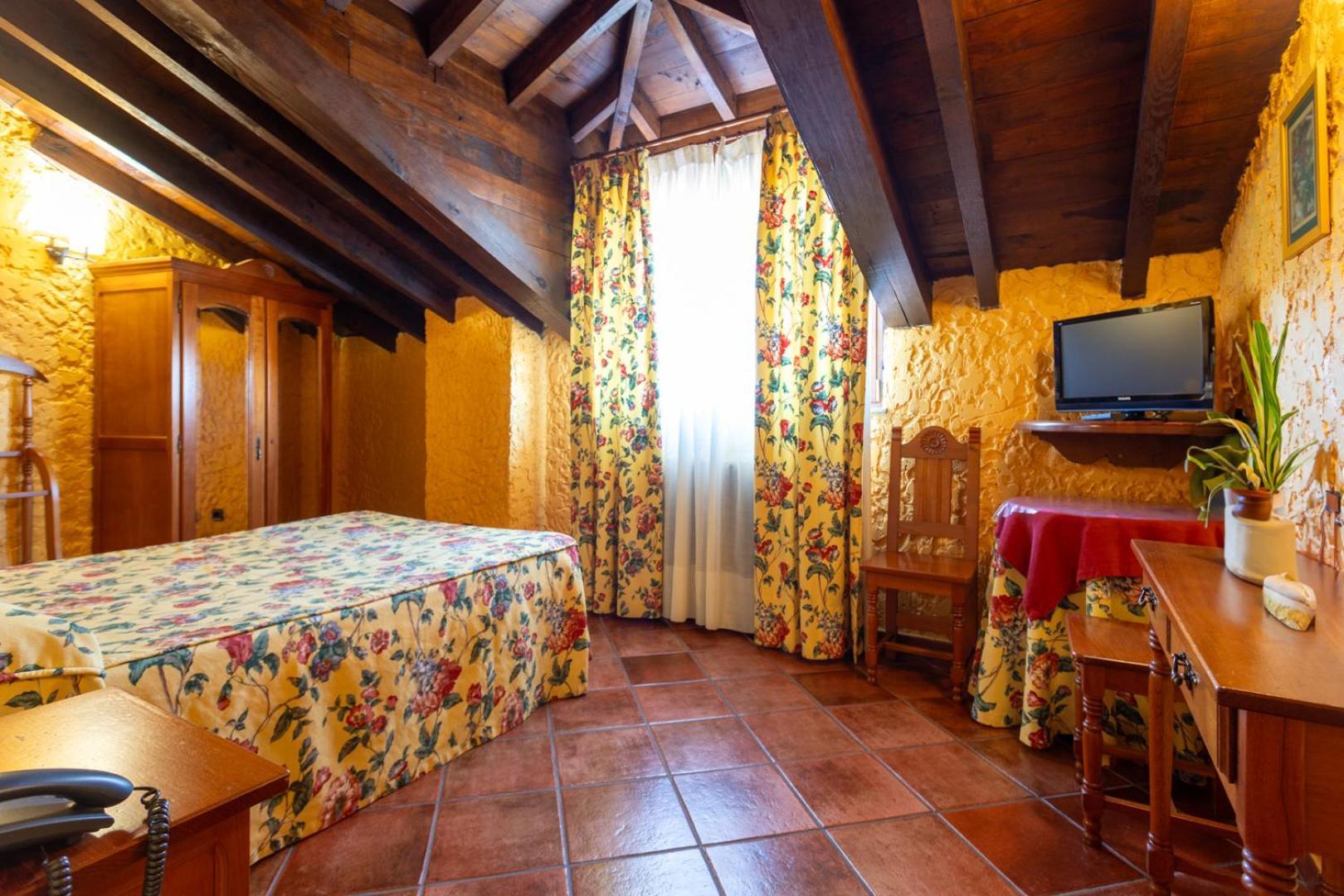 Hotel La Casona De Luis ケベダ エクステリア 写真